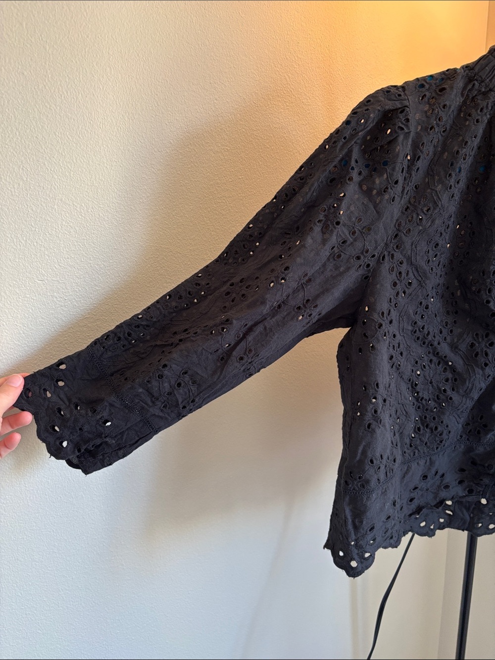 Jennifer & Grace Black Embroidered Knit Long Sleeve 3/4 Sleeve - Picture 10 of 11